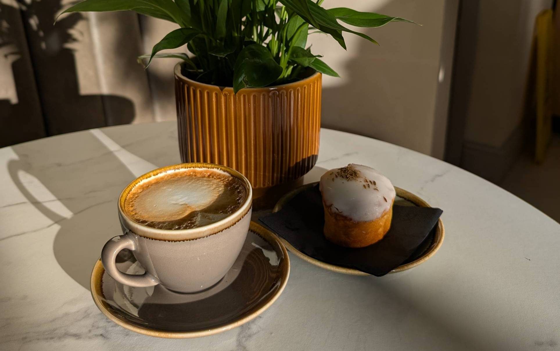 Coffee and cake at 100 Grey Street